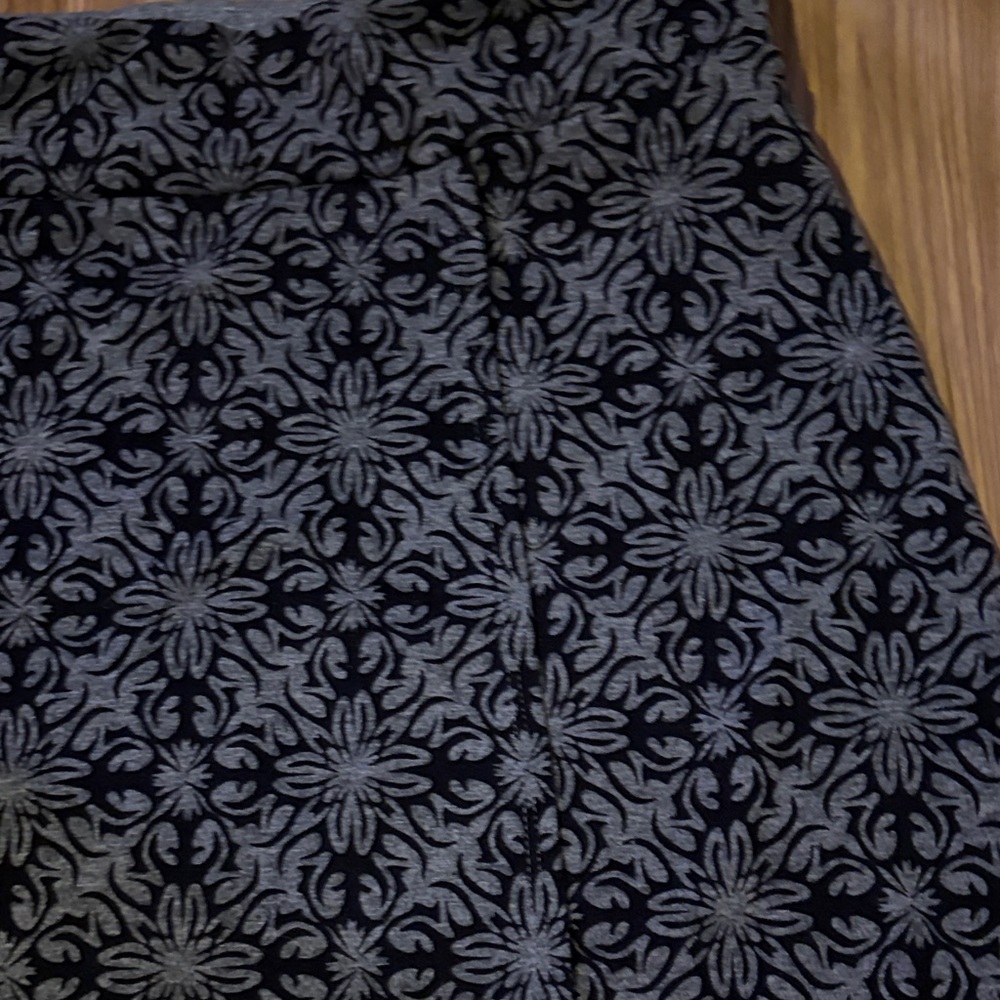 Floral Print Athletic Skirt - Picture 6 of 8